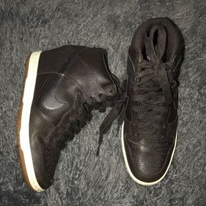 WOMEN 👩🏾👩🏻‍🦰 WEDGE NIKE